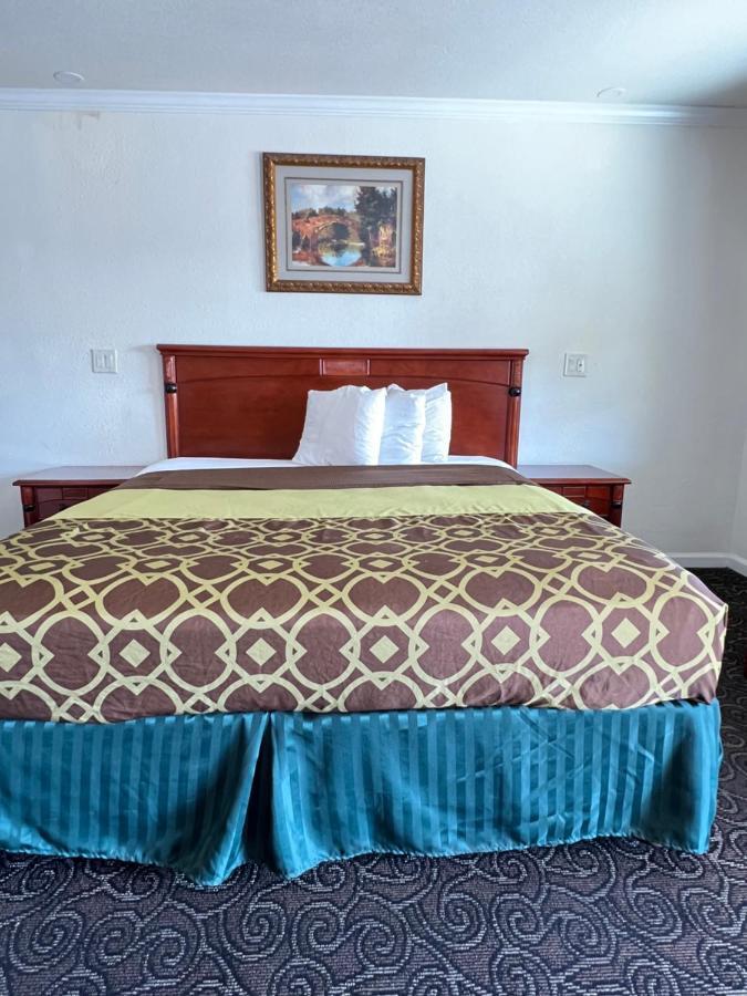 Americas Best Value Inn Hanford Exteriör bild