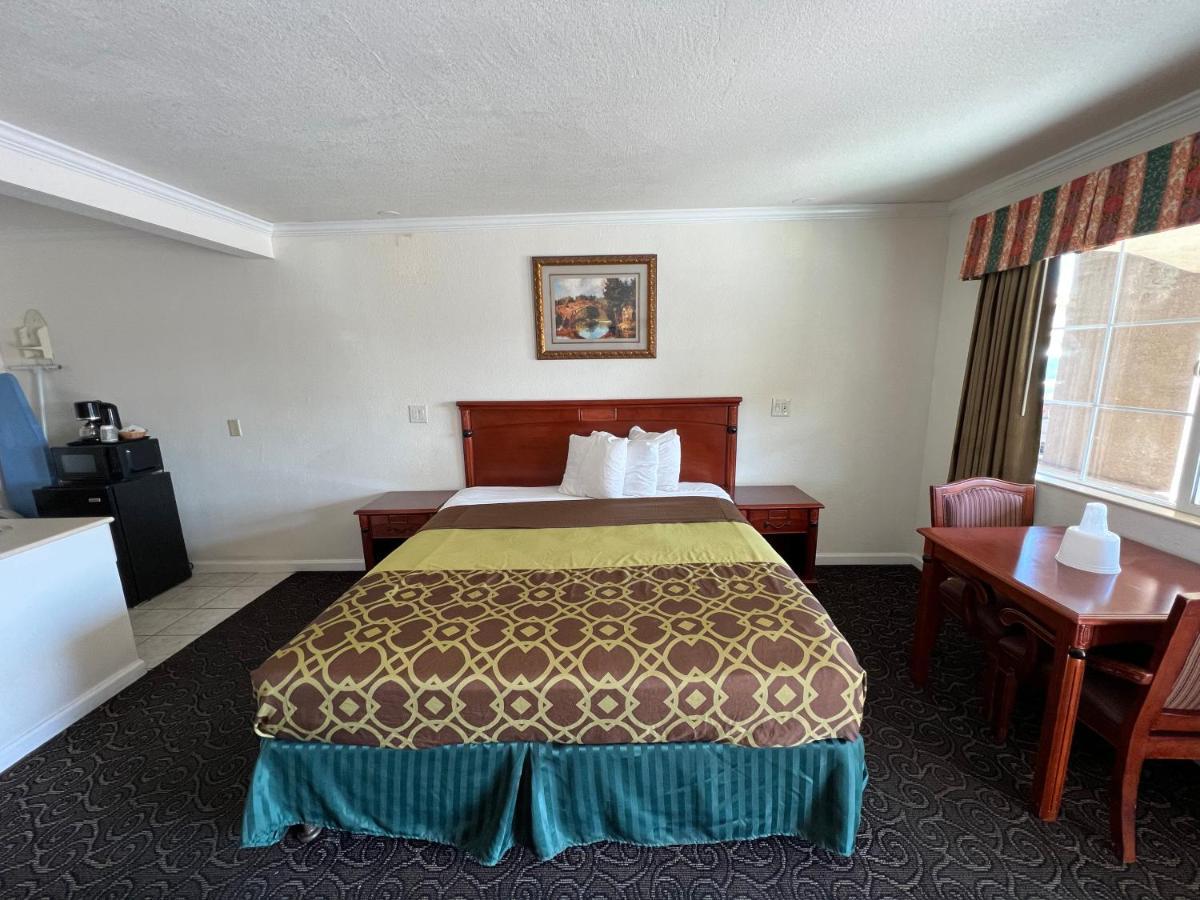 Americas Best Value Inn Hanford Exteriör bild