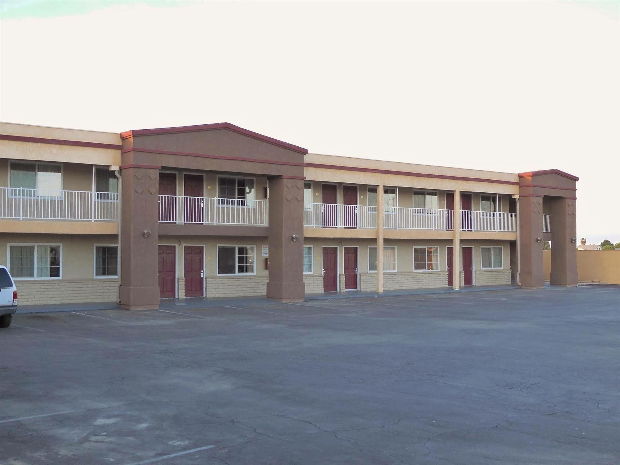 Americas Best Value Inn Hanford Exteriör bild
